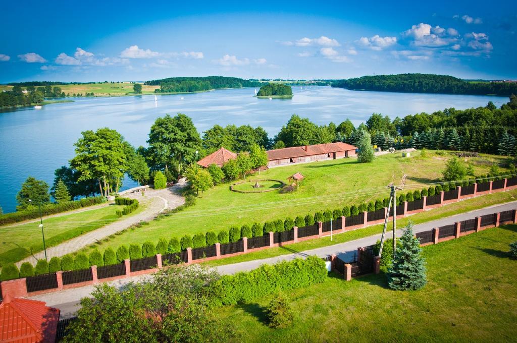 Hotel Mazurski Dworek Mikołajki Екстериор снимка