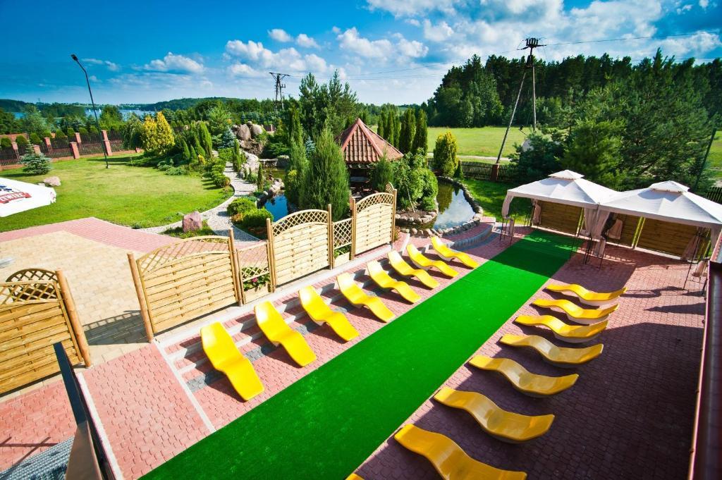 Hotel Mazurski Dworek Mikołajki Екстериор снимка