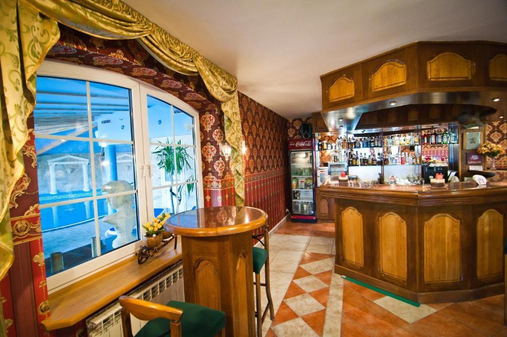 Hotel Mazurski Dworek Mikołajki Екстериор снимка