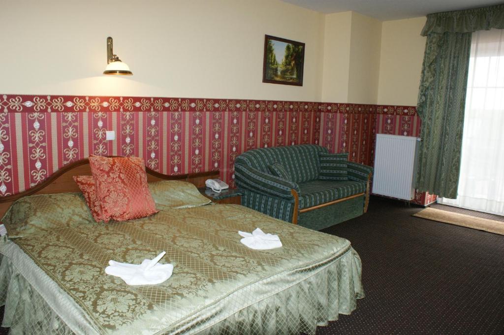 Hotel Mazurski Dworek Mikołajki Стая снимка