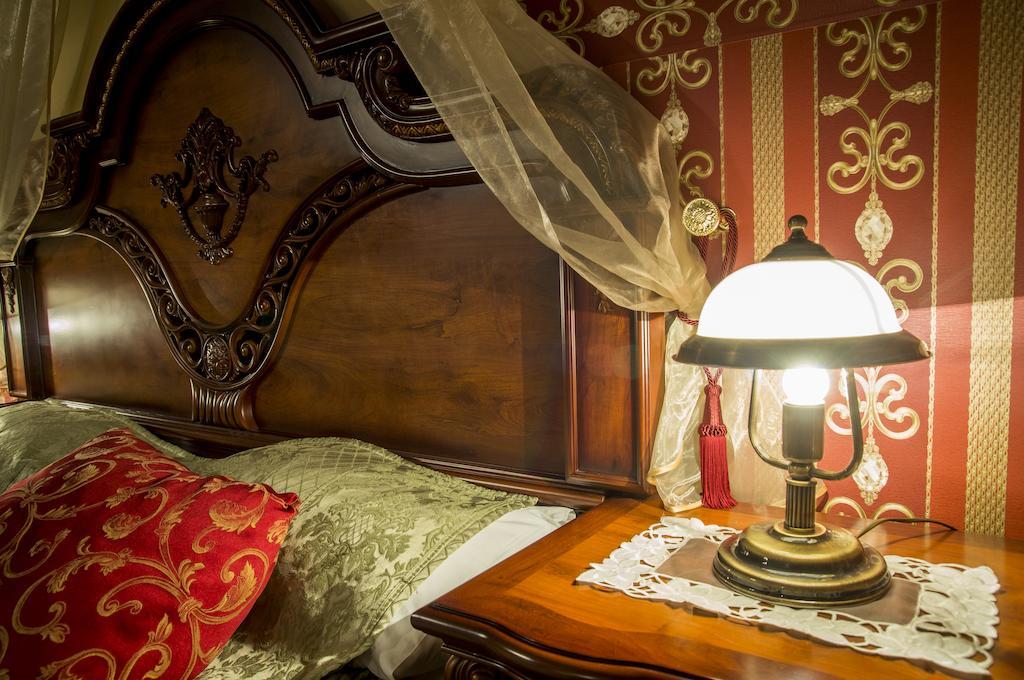 Hotel Mazurski Dworek Mikołajki Стая снимка